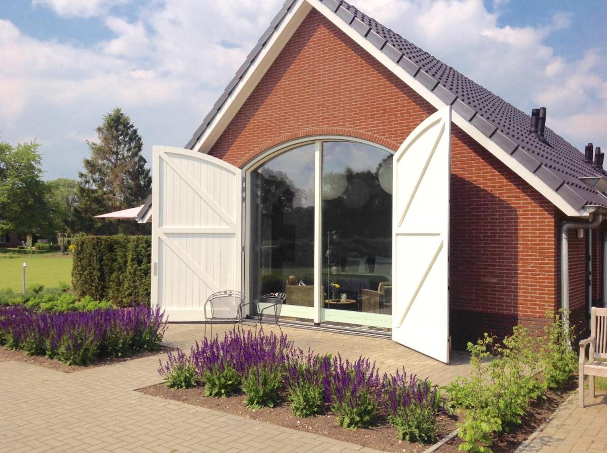 B&B De Veluwe Hoeve 어비크 외부 사진