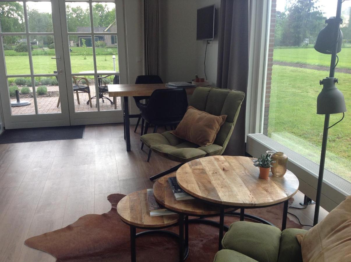 B&B De Veluwe Hoeve 어비크 외부 사진