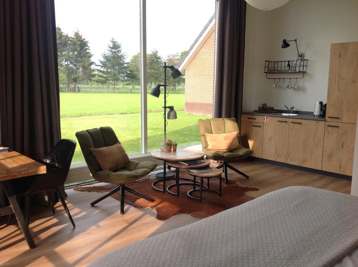 B&B De Veluwe Hoeve 어비크 외부 사진