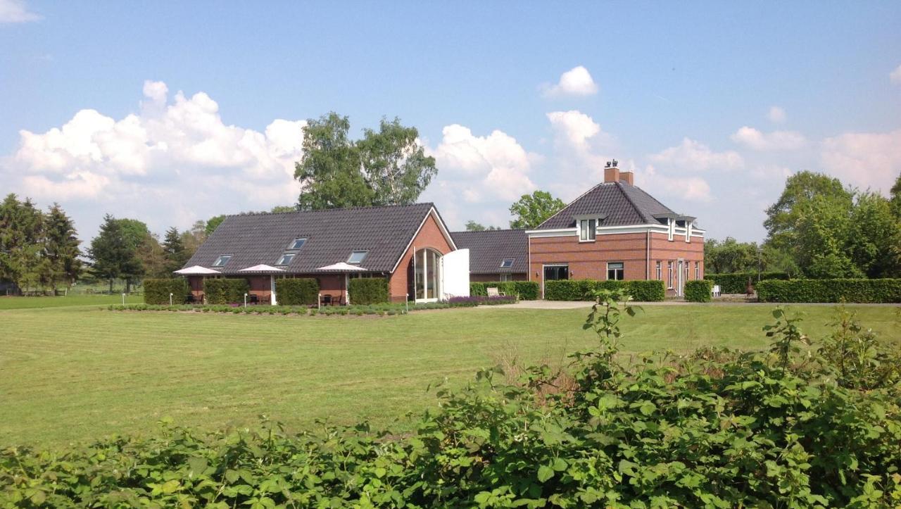 B&B De Veluwe Hoeve 어비크 외부 사진